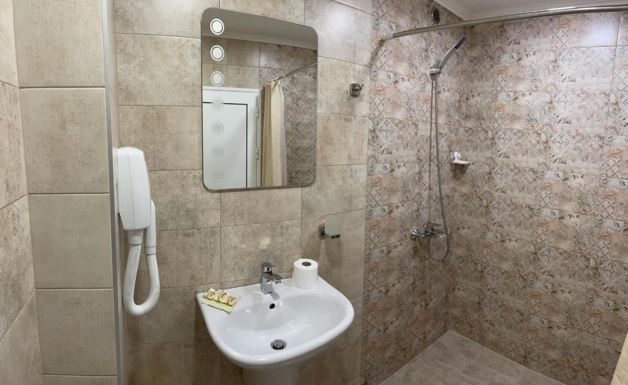 Guesthouse Hitar Petar Gabrovo Kültér fotó